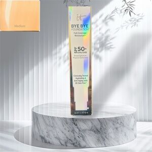 it cosmetics Bye Bye Foundation Full-Coverage Moisturizer SPF 50+ - Medium